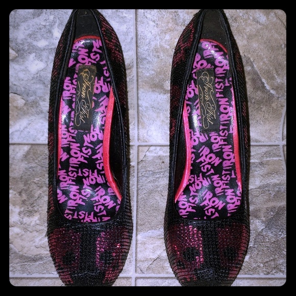 Iron Fist Shoes - Skull heels